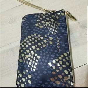 New Monat Charging Wallet